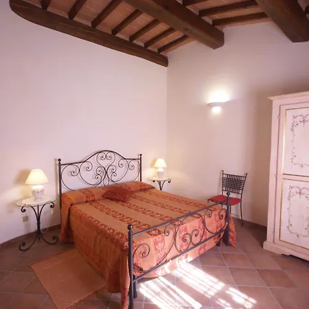 In Umbertide With Pool And Garden Galera