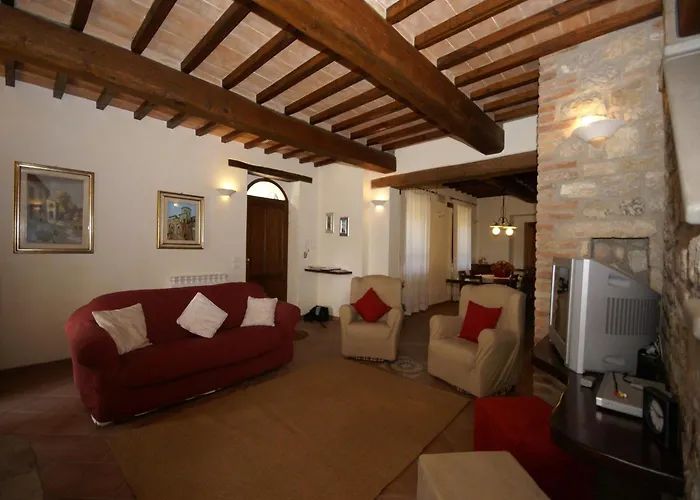 In Umbertide With Pool And Garden